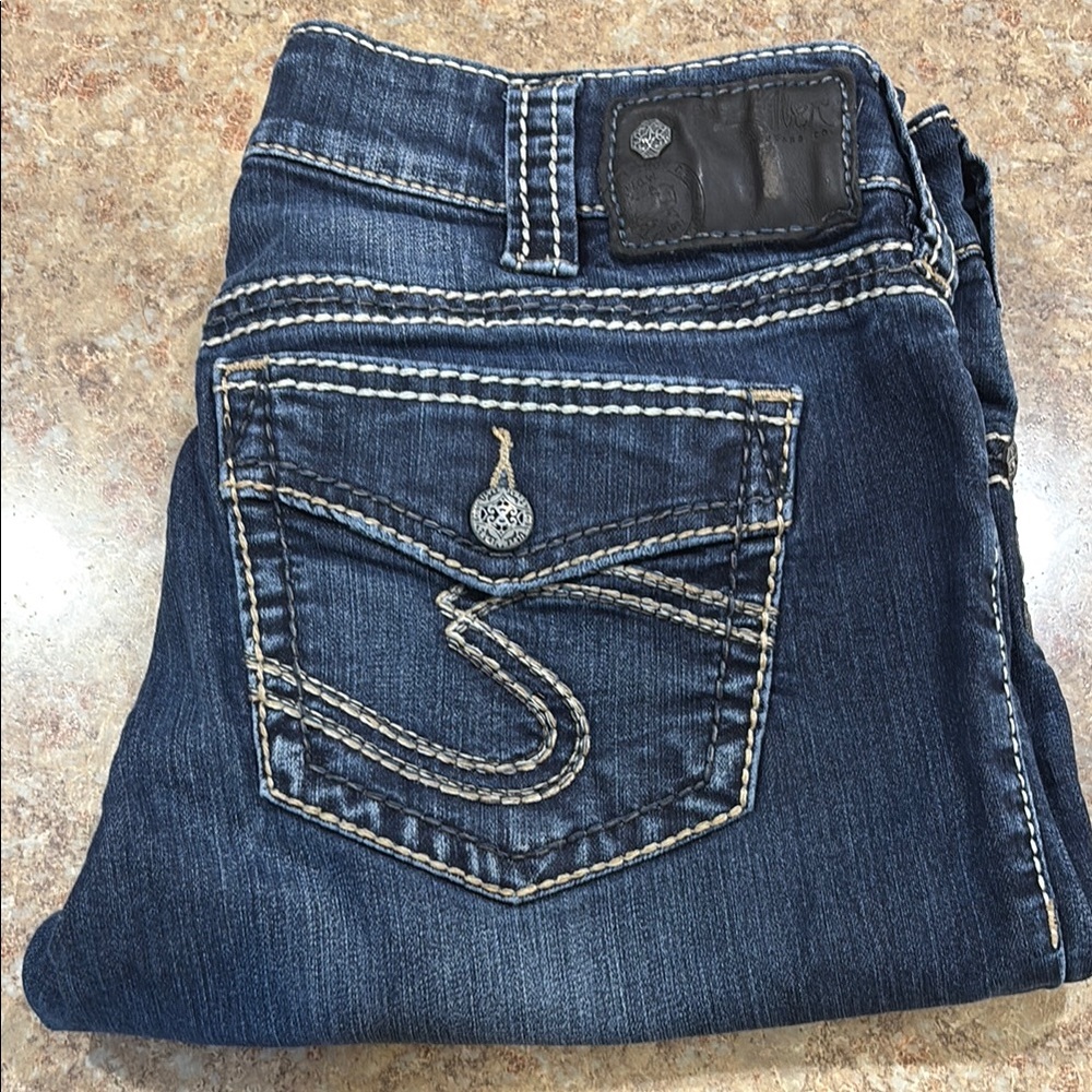 Stylish Blue Jeans for Women